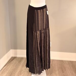 ZUES & DIONE Beautiful Silk Pleat Layer Maxi Skirt Sz 36 US 4 NWT $800